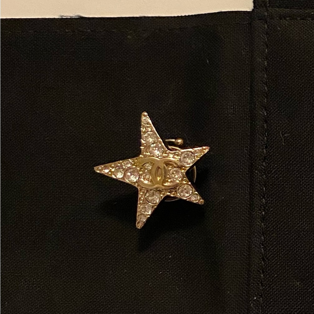 Gold chanel CC star hair decoration accessory